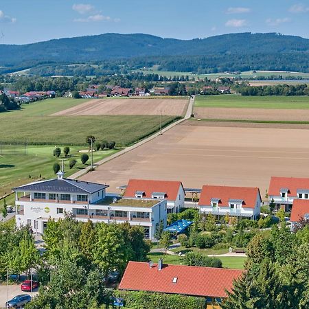 Bachhof Resort Hotel Kirchroth Zewnętrze zdjęcie