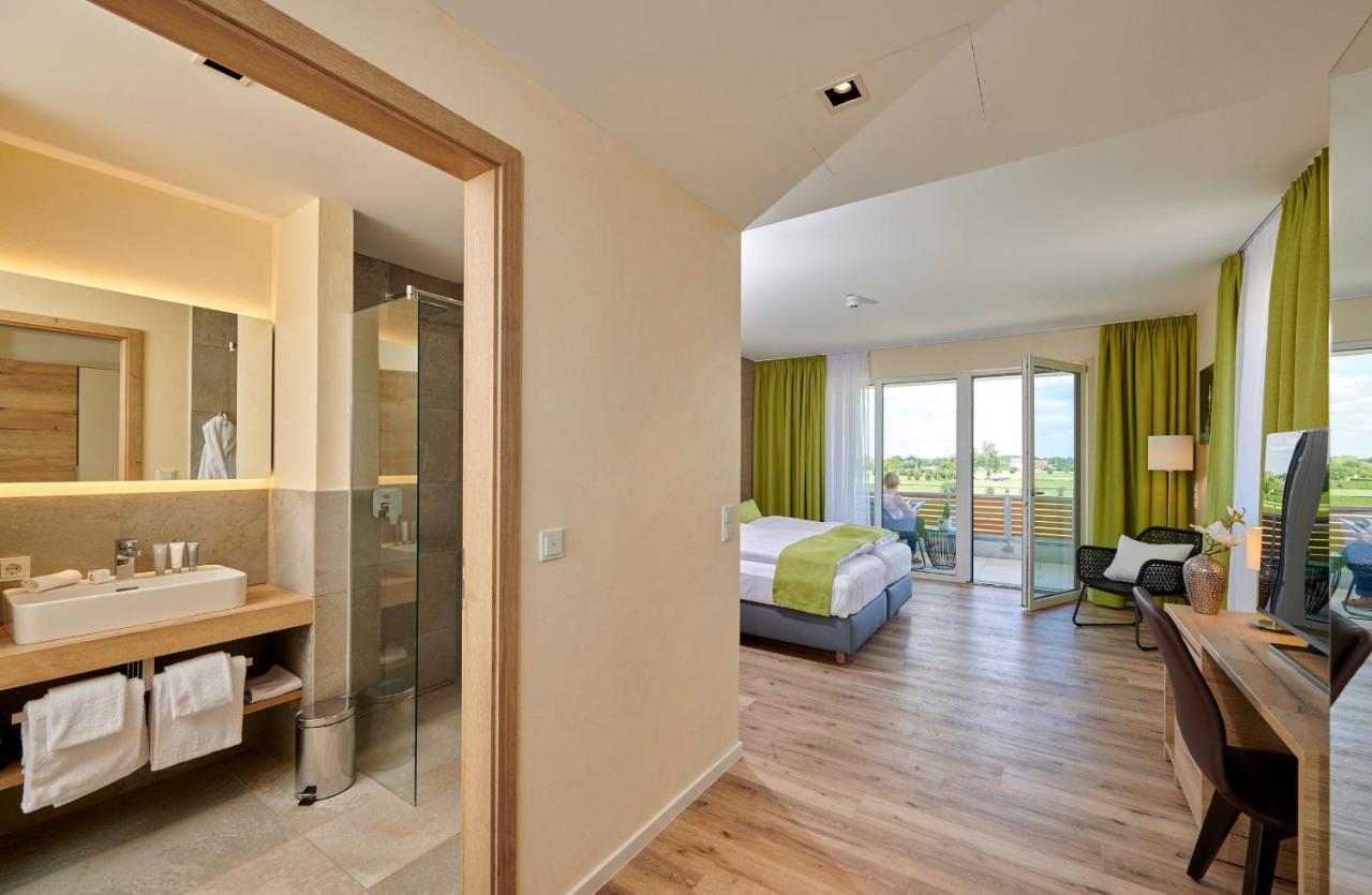 Bachhof Resort Hotel Kirchroth Zewnętrze zdjęcie